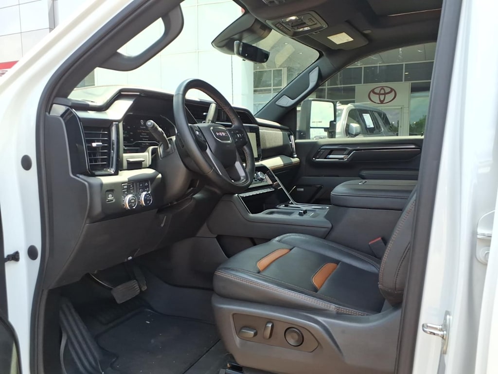 Thumbnail: 2024 GMC Sierra 2500 - 11