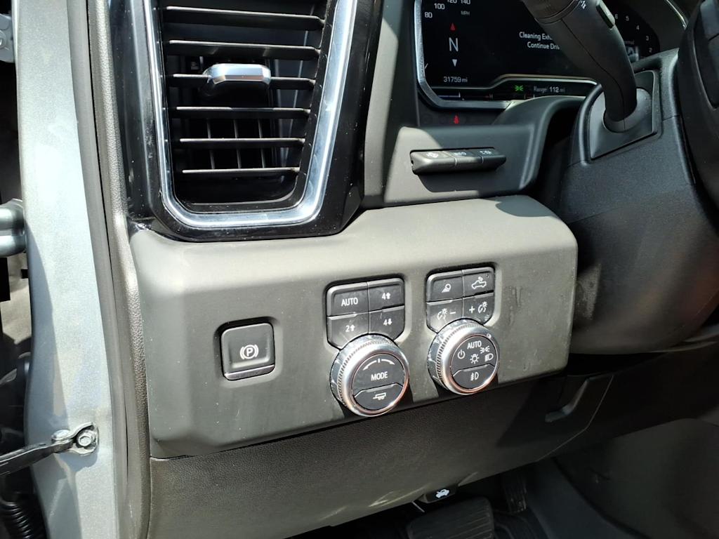 Thumbnail: 2024 GMC Sierra 2500 - 21