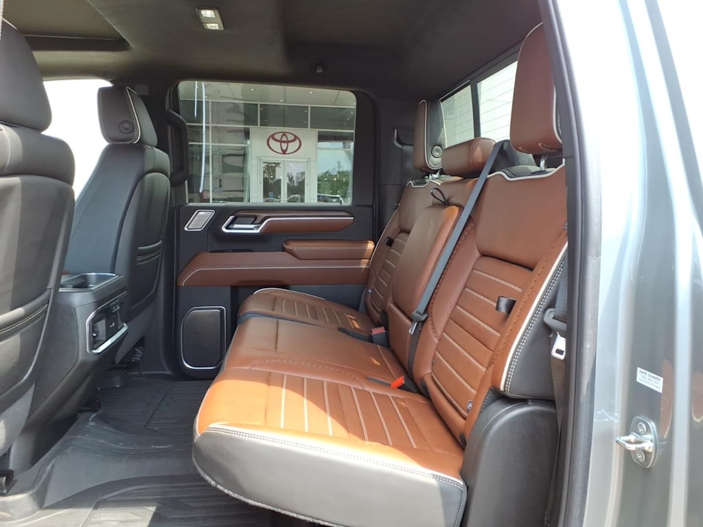 Thumbnail: 2024 GMC Sierra 2500 - 28