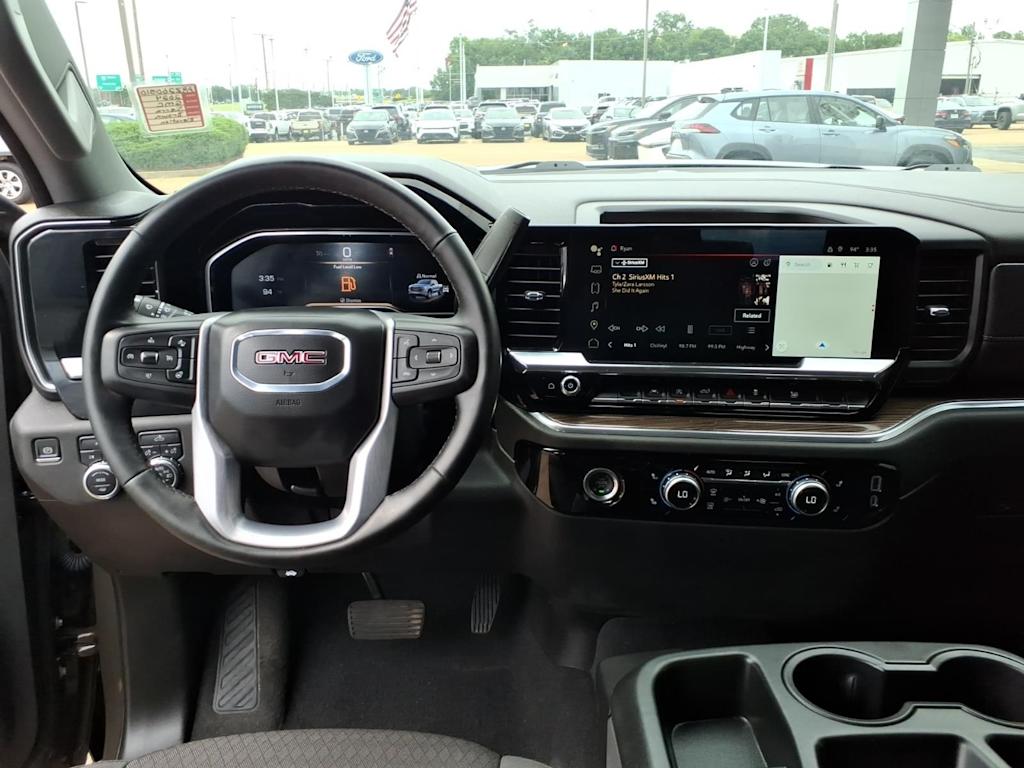 Thumbnail: 2024 GMC Sierra 1500 - 2