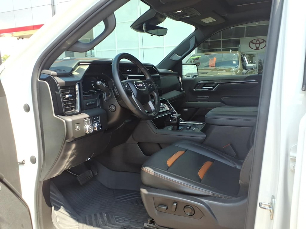 Thumbnail: 2024 GMC Sierra 1500 - 11