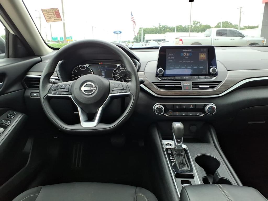 Thumbnail: 2025 Nissan Altima - 2