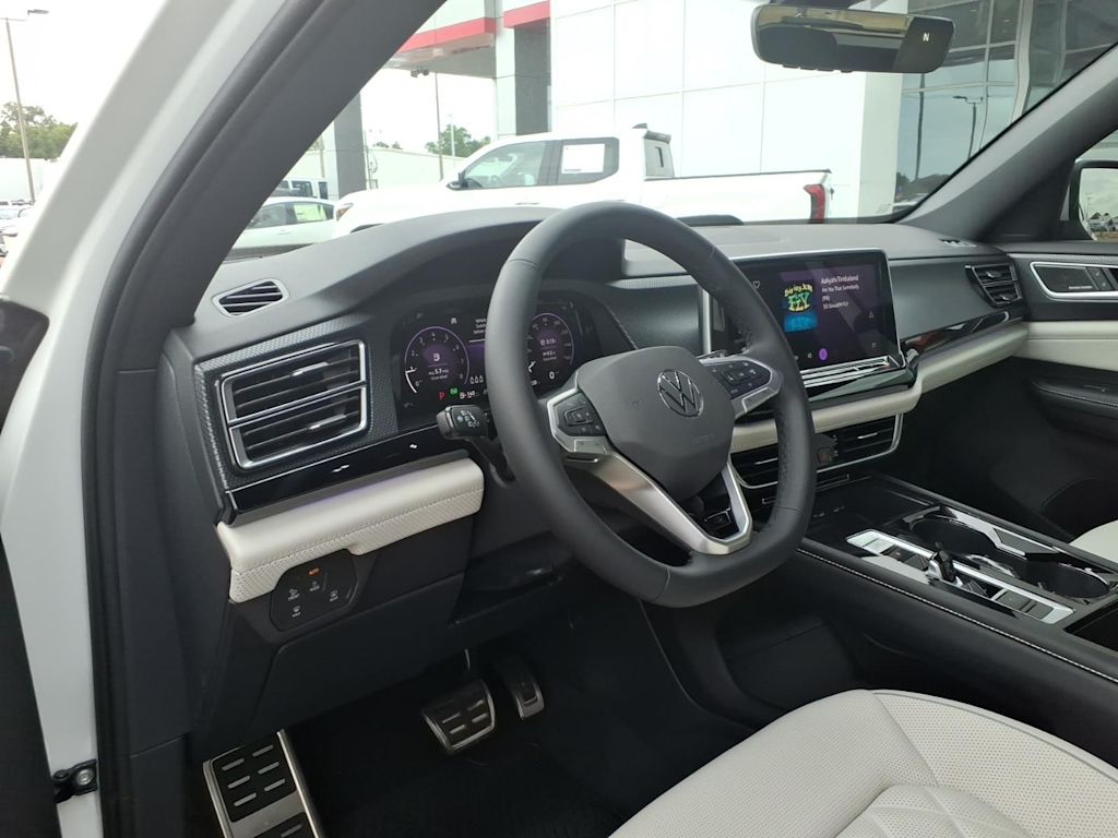 Thumbnail: 2024 Volkswagen Atlas - 6