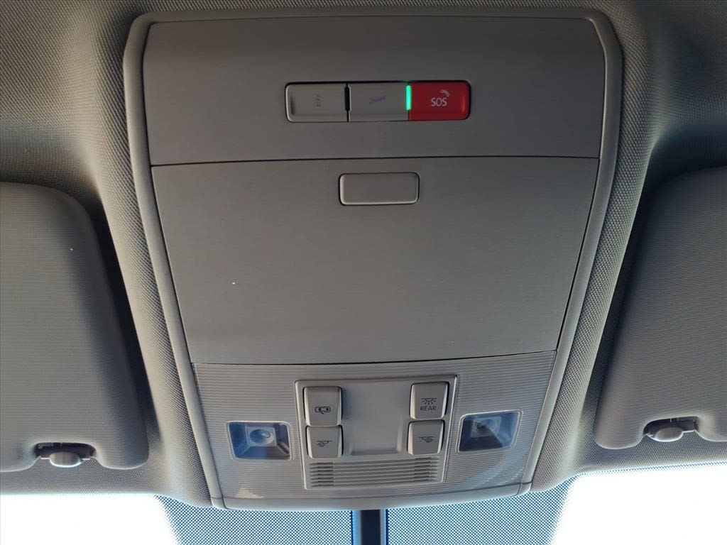 Thumbnail: 2023 Volkswagen Atlas - 26