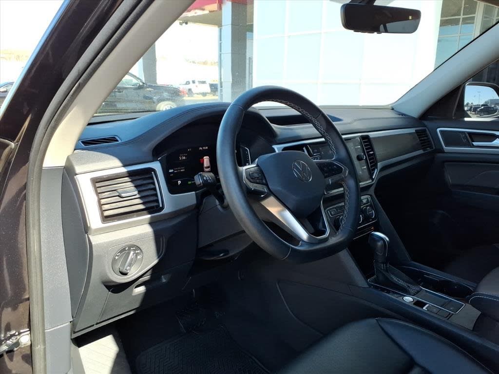 Thumbnail: 2023 Volkswagen Atlas - 6