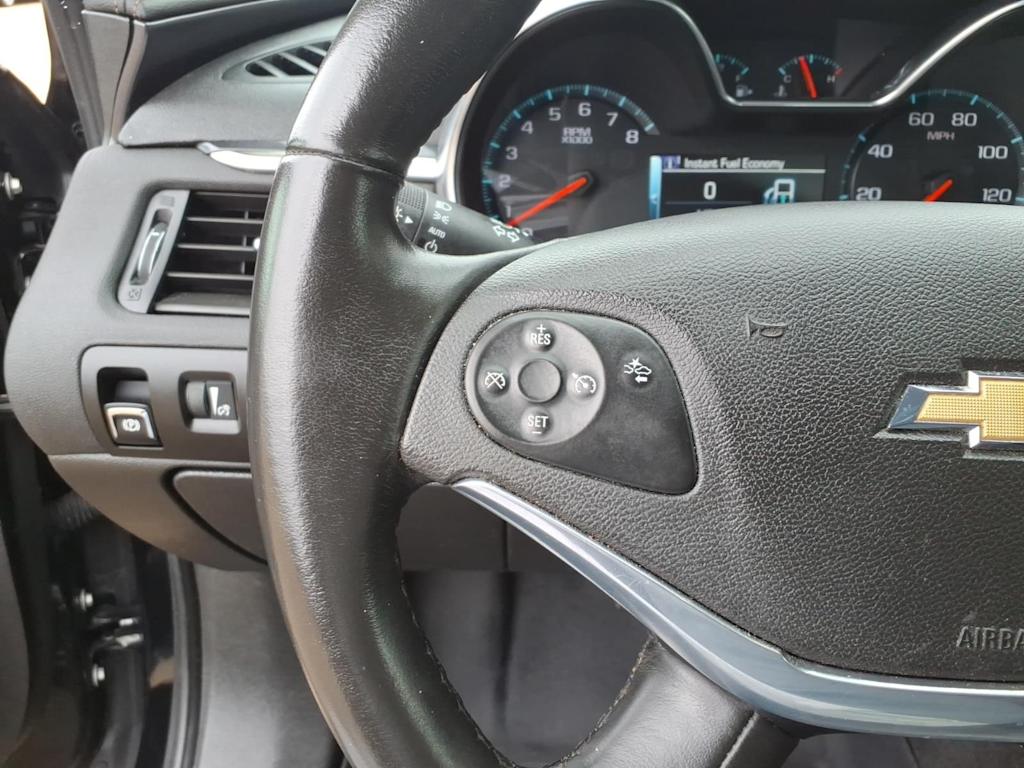 Thumbnail: 2014 Chevrolet Impala - 20
