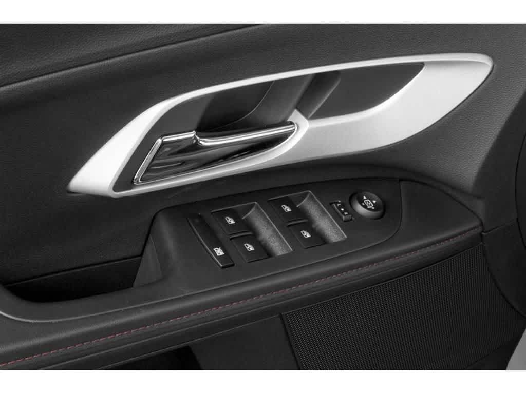 Thumbnail: 2015 Chevrolet Equinox - 14