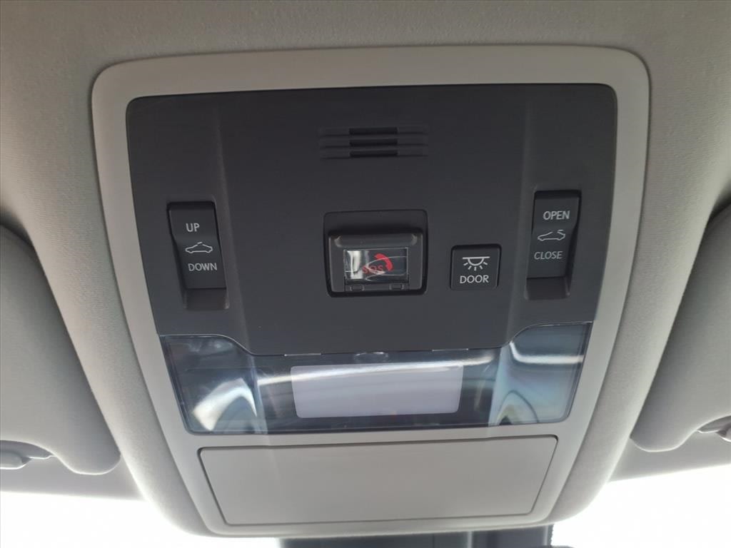 Thumbnail: 2022 Lexus RX - 27