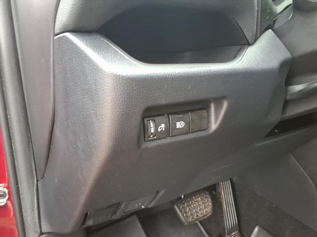 Thumbnail: 2019 Toyota RAV4 - 19