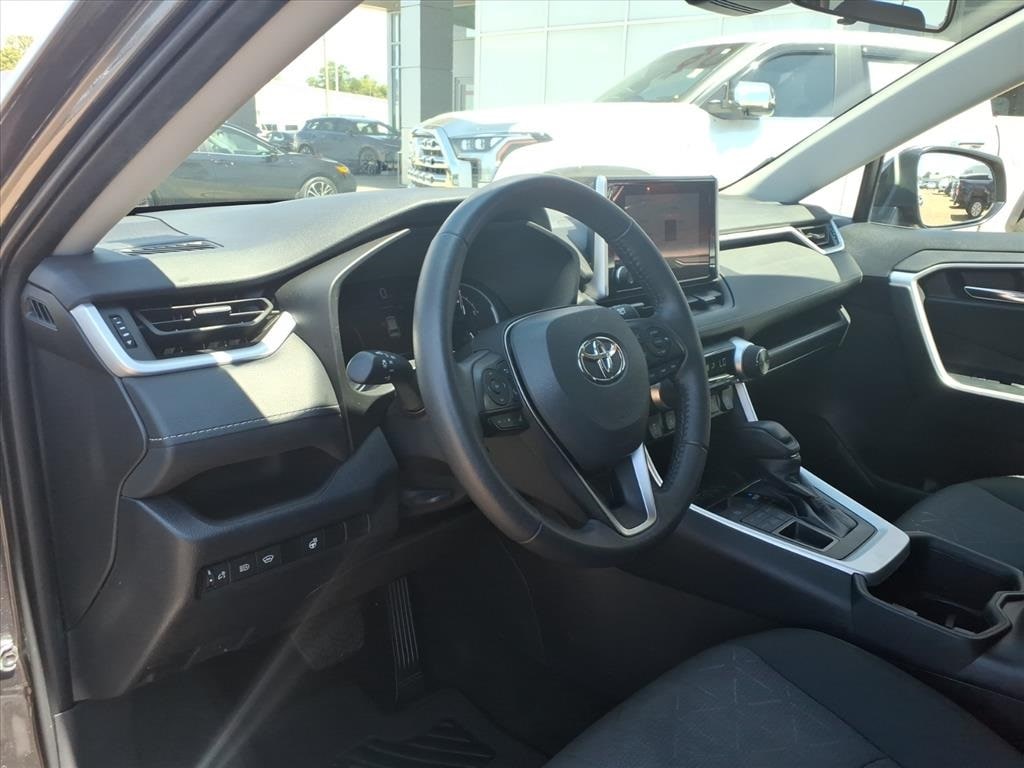 Thumbnail: 2024 Toyota RAV4 - 6