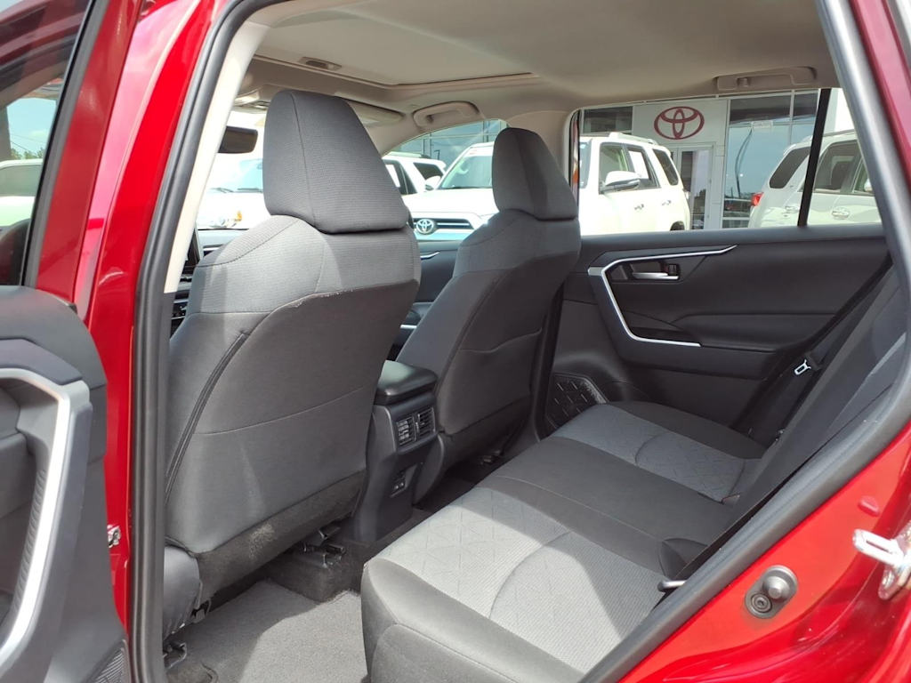 Thumbnail: 2025 Toyota RAV4 - 30