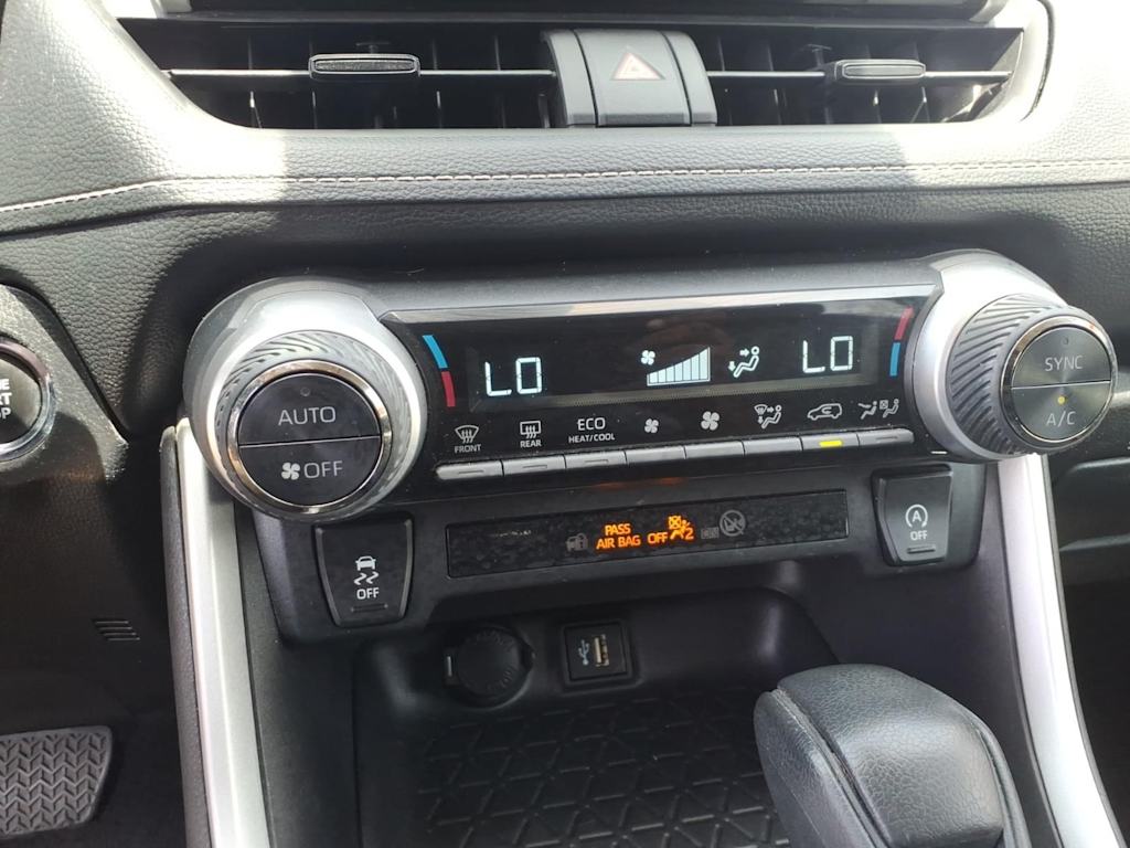 Thumbnail: 2024 Toyota RAV4 - 23
