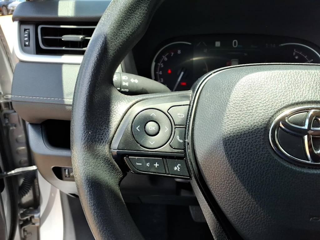 Thumbnail: 2024 Toyota RAV4 - 20