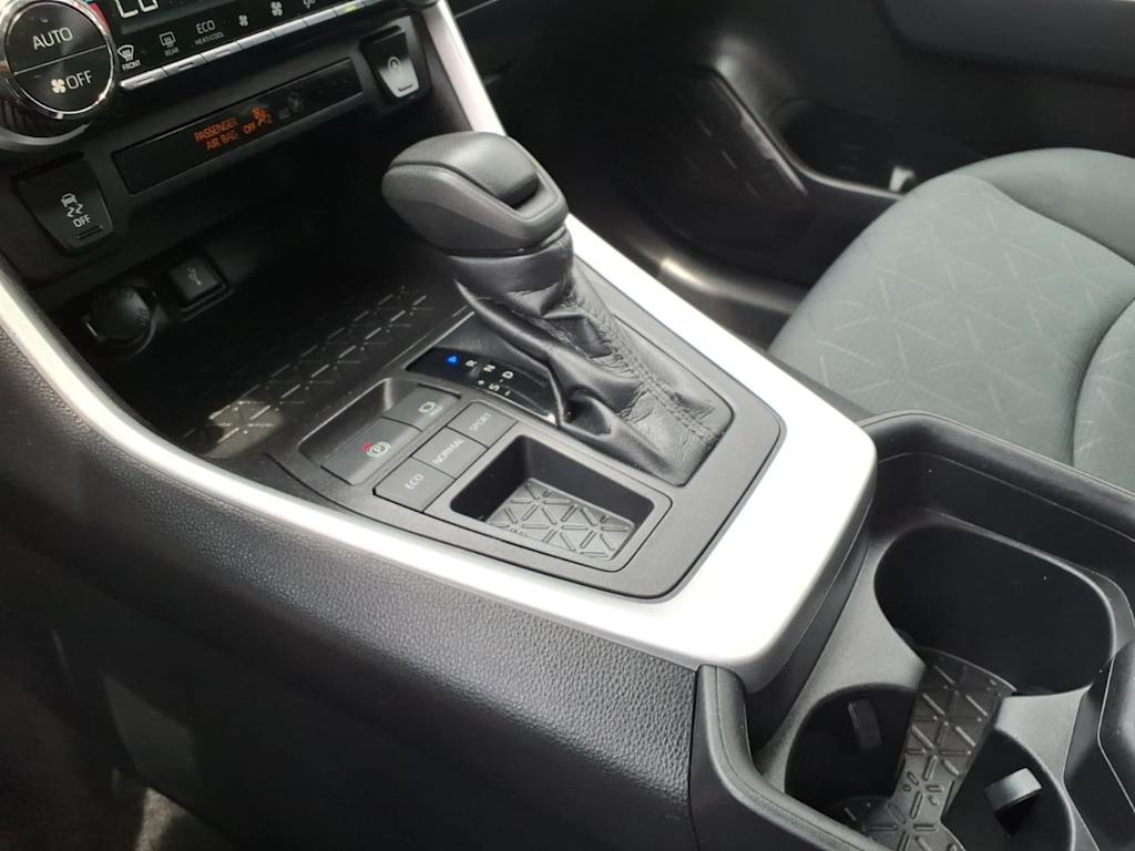 Thumbnail: 2021 Toyota RAV4 - 12