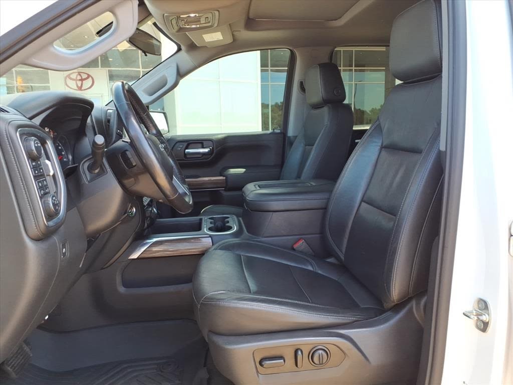 Thumbnail: 2020 Chevrolet Silverado 1500 - 25