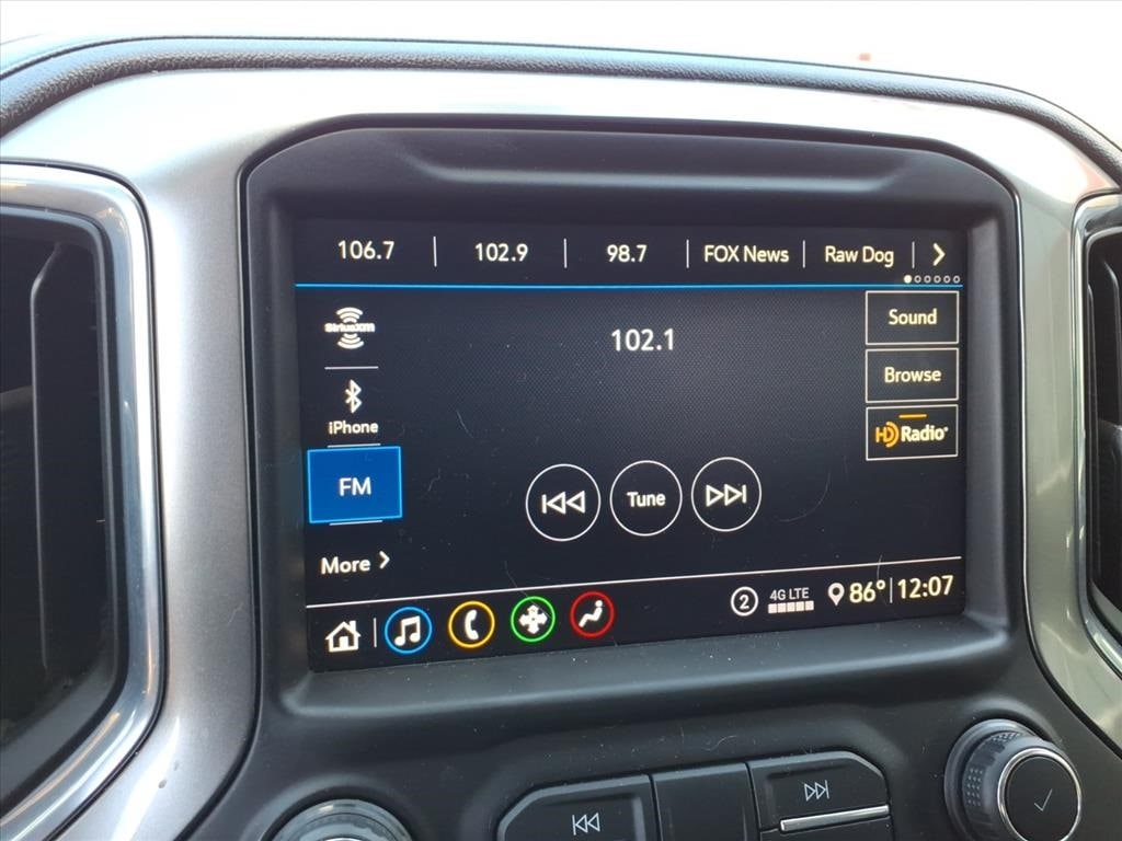 Thumbnail: 2020 Chevrolet Silverado 1500 - 9