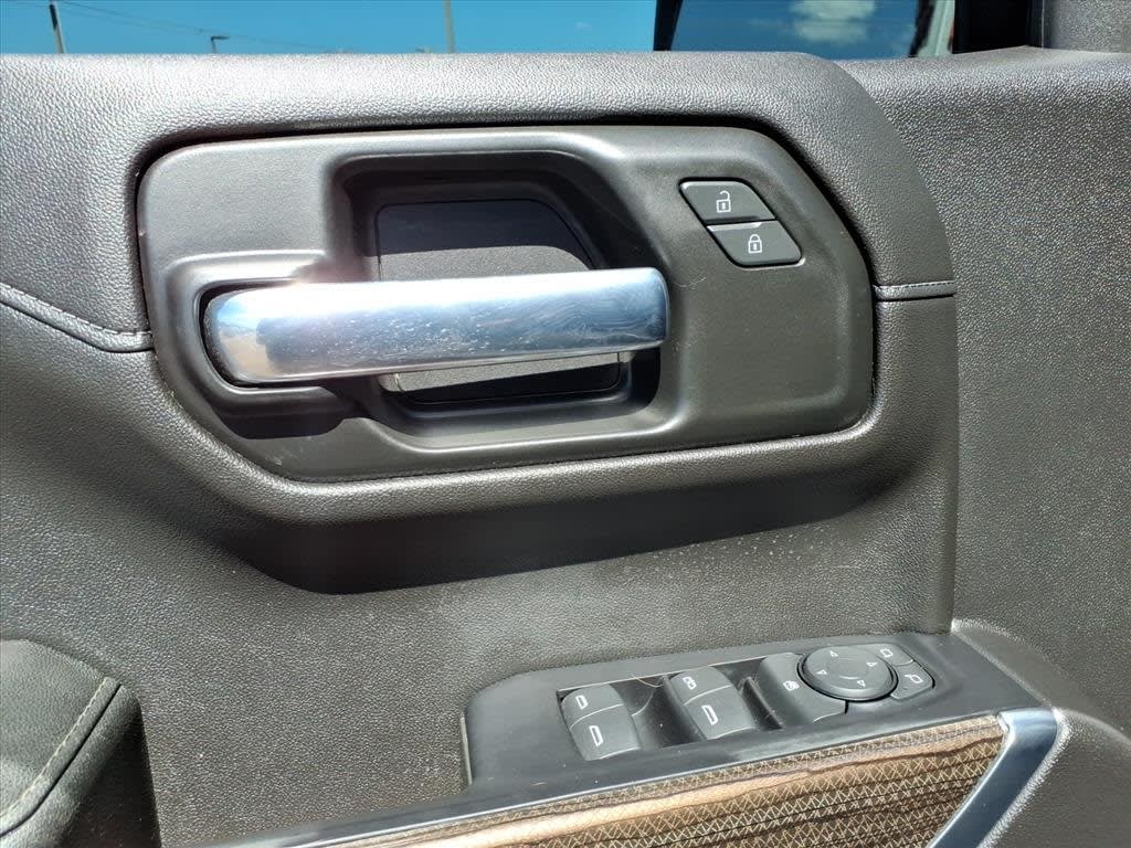 Thumbnail: 2020 Chevrolet Silverado 1500 - 17