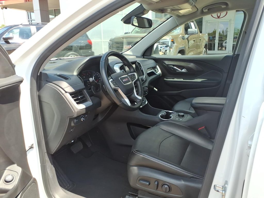 Thumbnail: 2024 GMC Terrain - 28