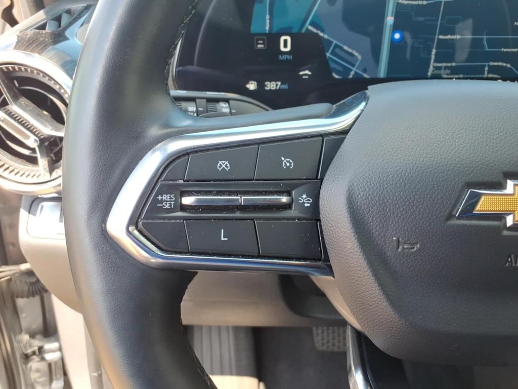 Thumbnail: 2025 Chevrolet Equinox - 19