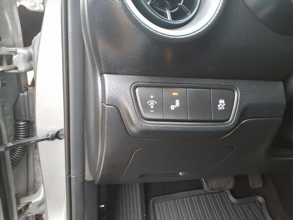 Thumbnail: 2024 Kia Forte - 19