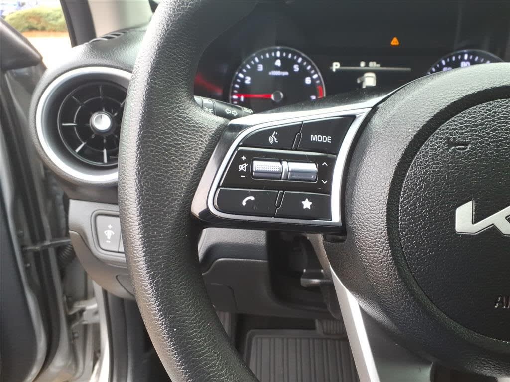 Thumbnail: 2024 Kia Forte - 20