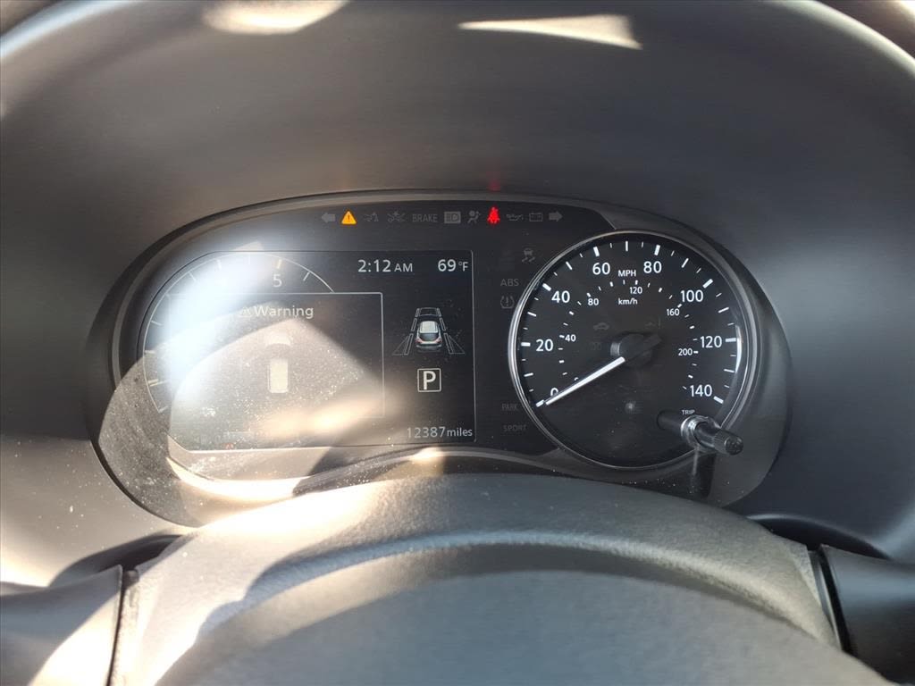 Thumbnail: 2024 Nissan Kicks - 12