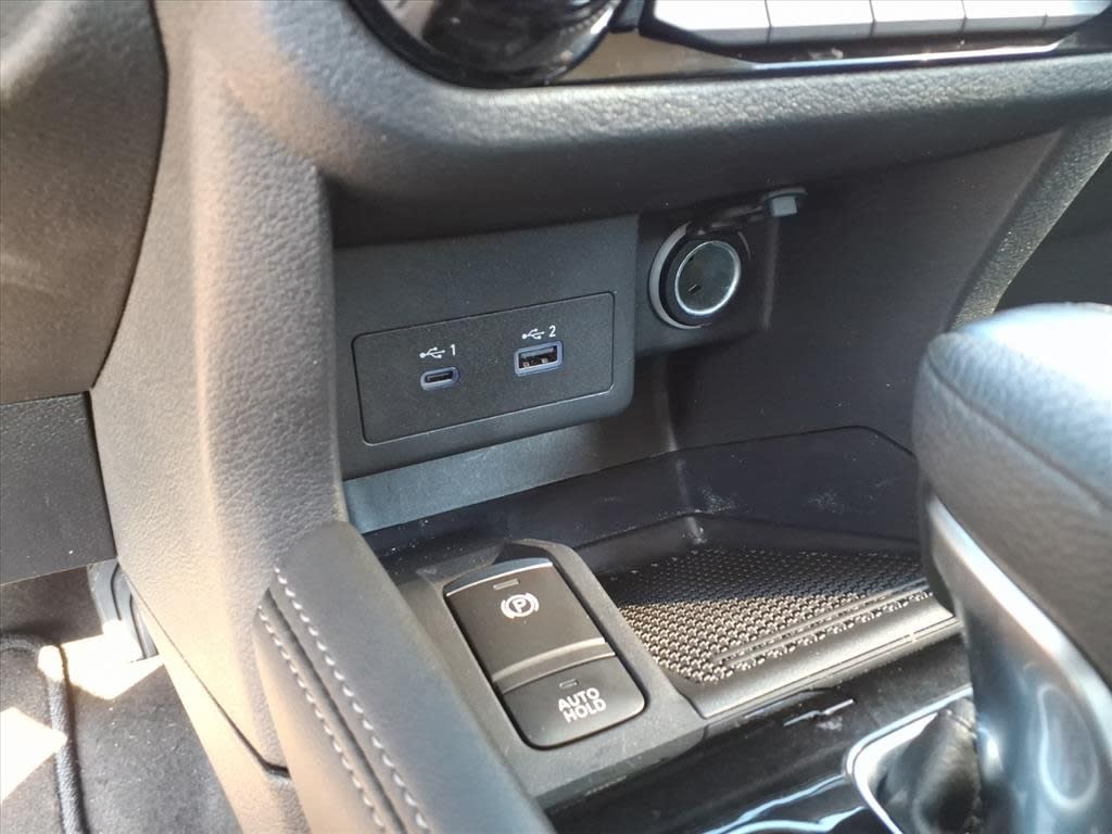 Thumbnail: 2024 Nissan Kicks - 23