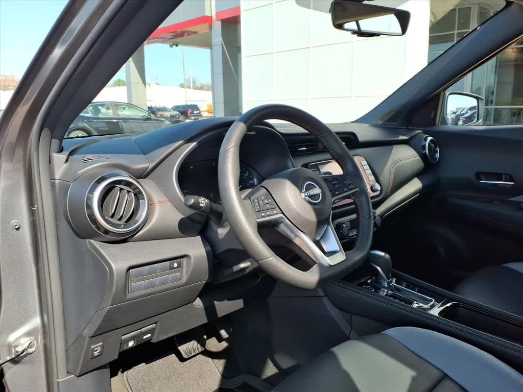 Thumbnail: 2024 Nissan Kicks - 6