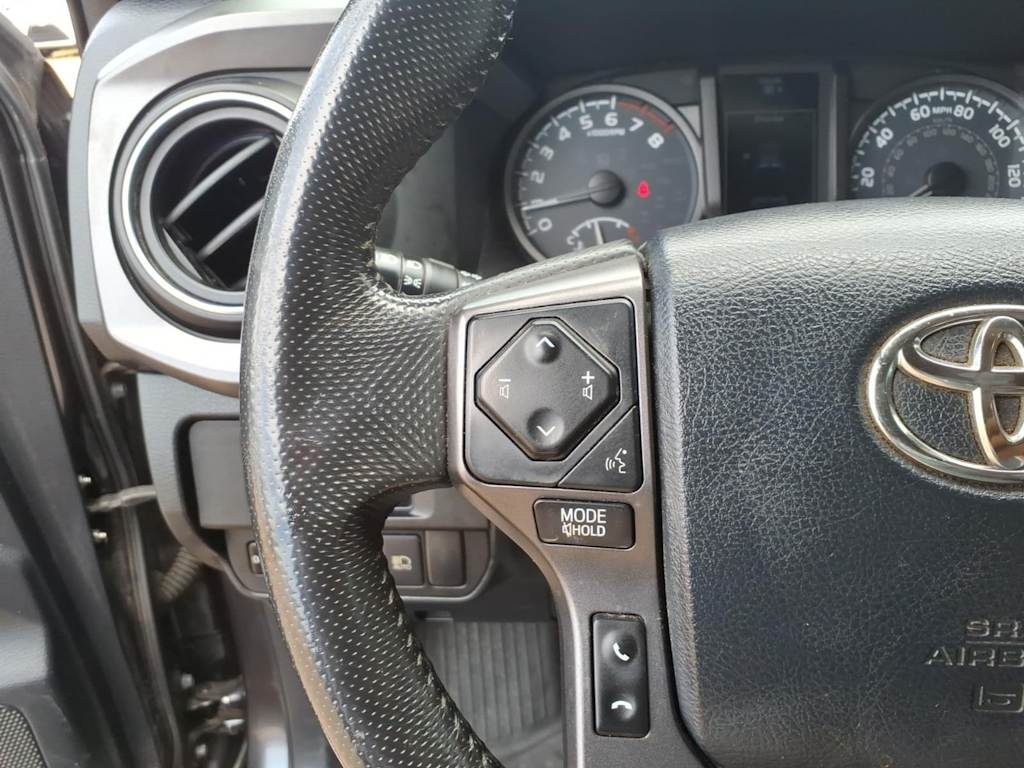 Thumbnail: 2019 Toyota Tacoma - 21