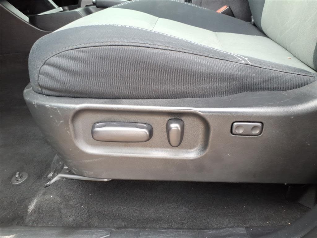 Thumbnail: 2021 Toyota Tacoma - 18