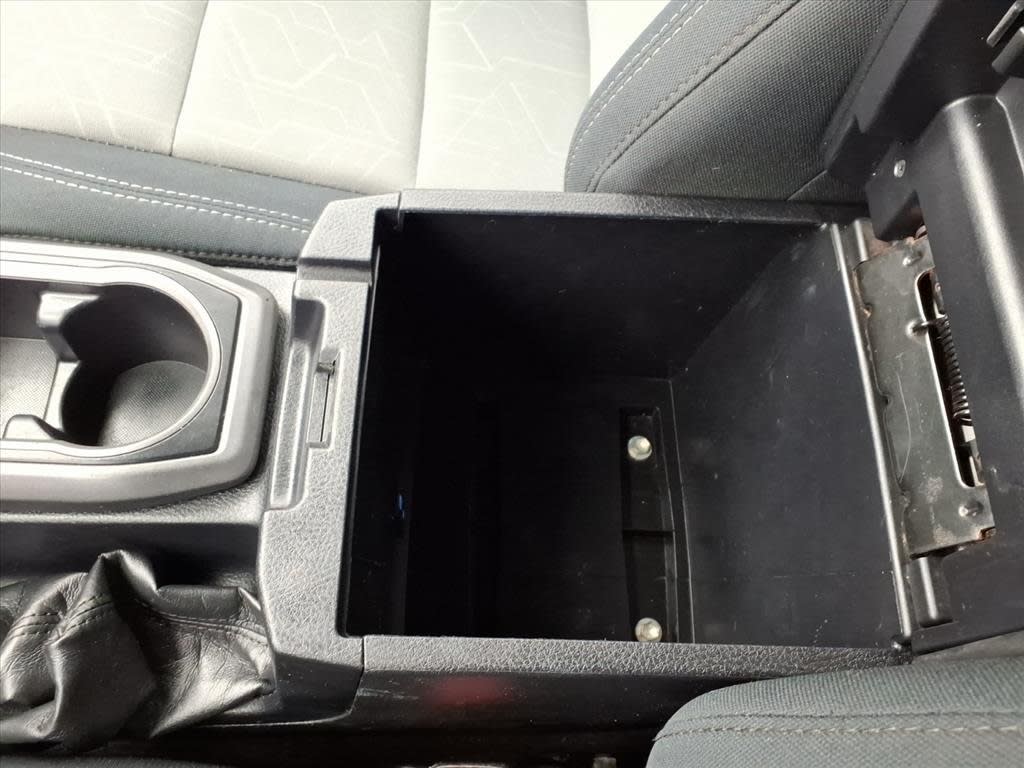 Thumbnail: 2021 Toyota Tacoma - 7