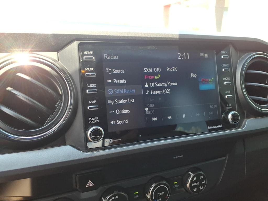 Thumbnail: 2020 Toyota Tacoma - 10