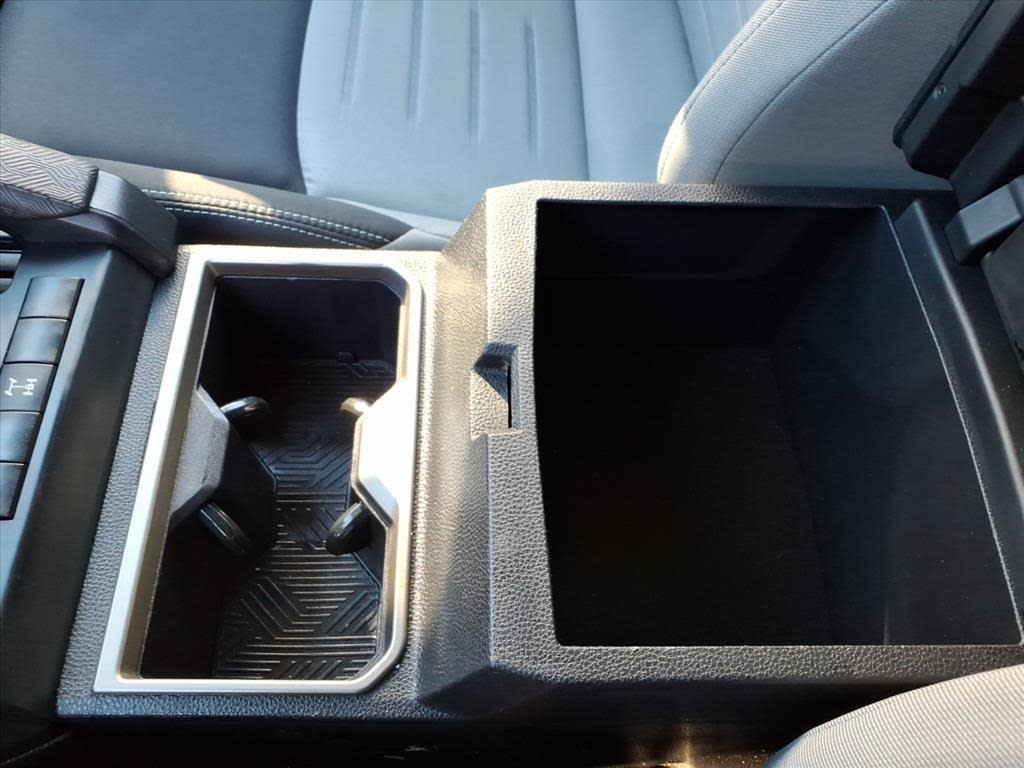 Thumbnail: 2025 Toyota Tacoma - 25