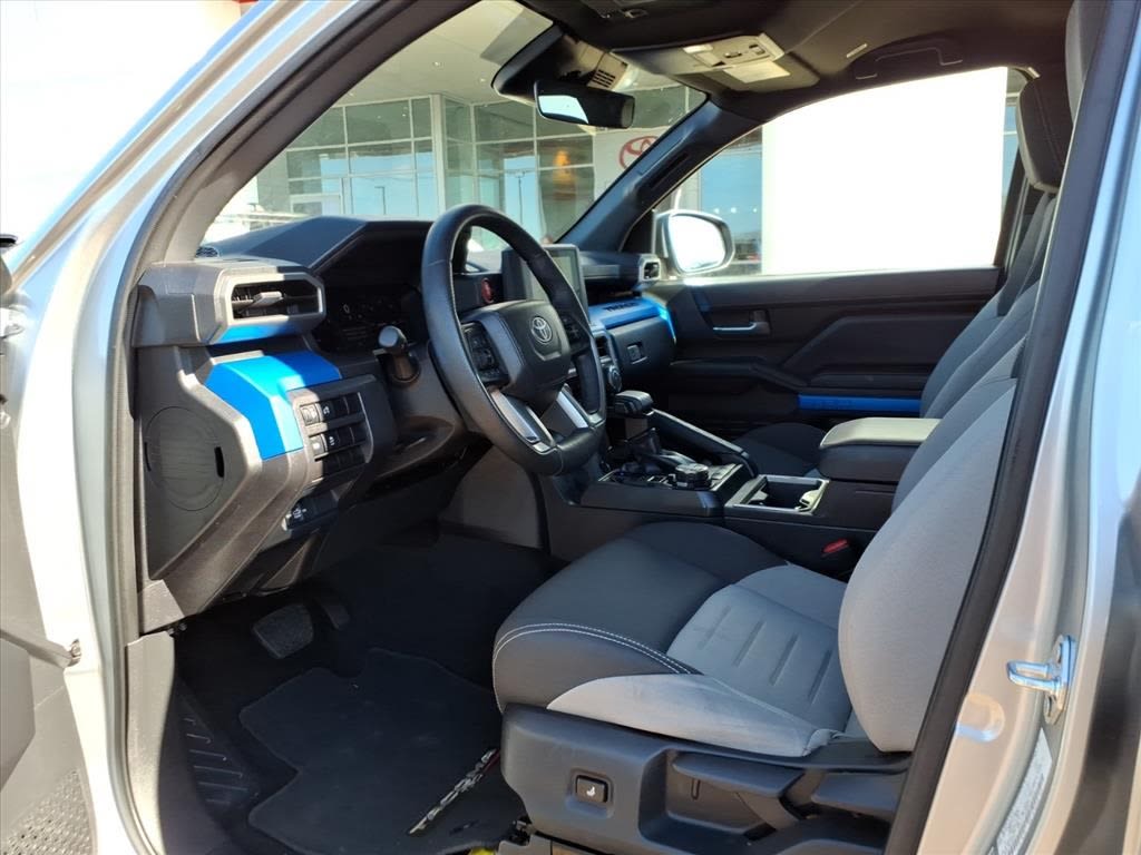 Thumbnail: 2025 Toyota Tacoma - 27