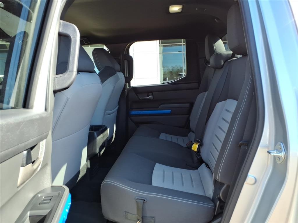 Thumbnail: 2025 Toyota Tacoma - 9