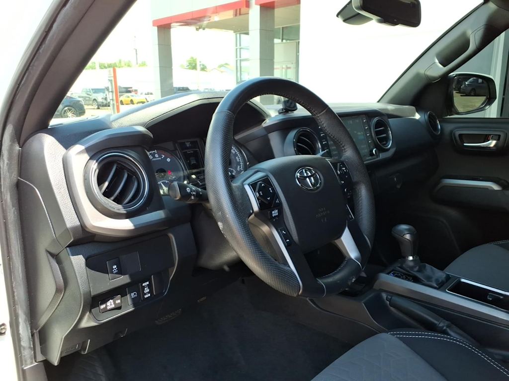 Thumbnail: 2023 Toyota Tacoma - 6