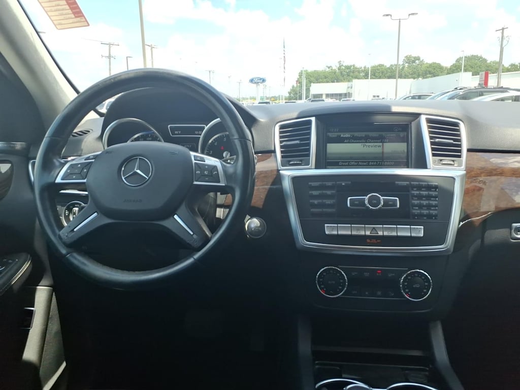 Thumbnail: 2014 Mercedes-Benz M-Class - 2
