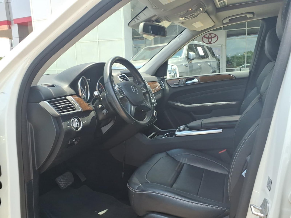 Thumbnail: 2014 Mercedes-Benz M-Class - 28