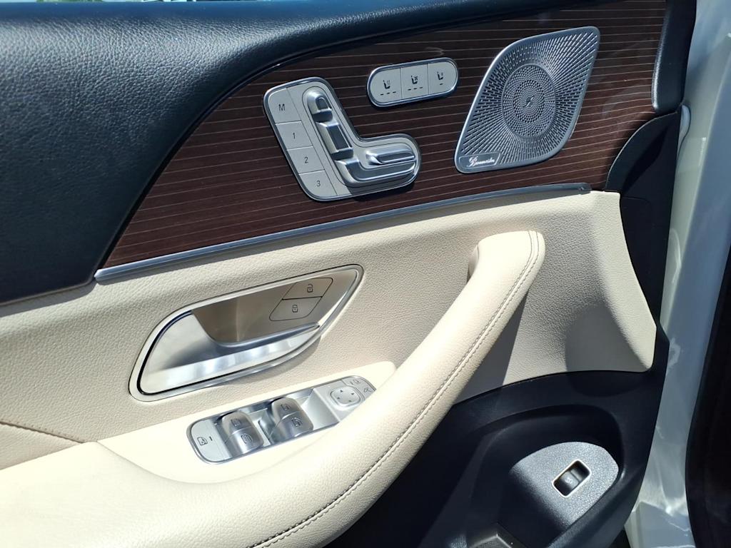 Thumbnail: 2021 Mercedes-Benz GLS - 19