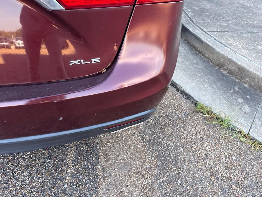 Thumbnail: 2015 Toyota Avalon - 8