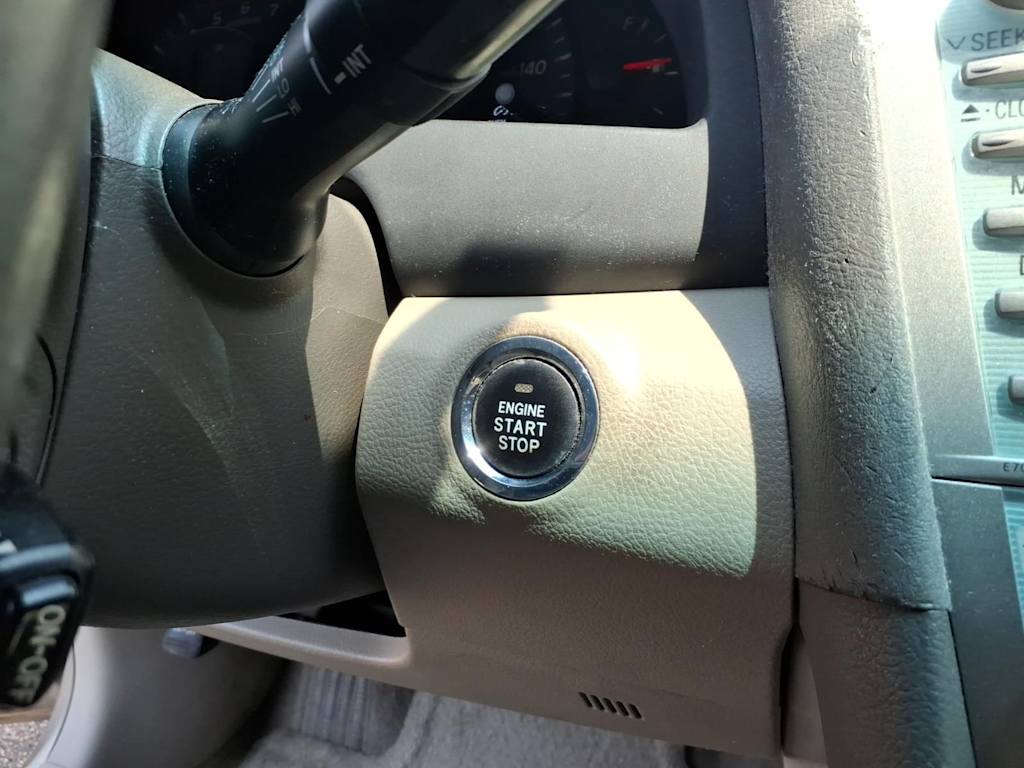 Thumbnail: 2009 Toyota Camry - 22