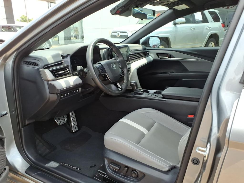 Thumbnail: 2025 Toyota Camry - 27