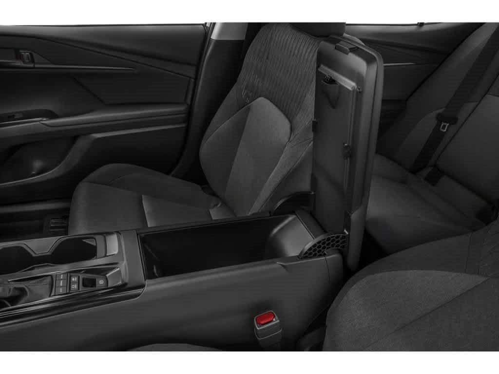 Thumbnail: 2025 Toyota Camry - 11