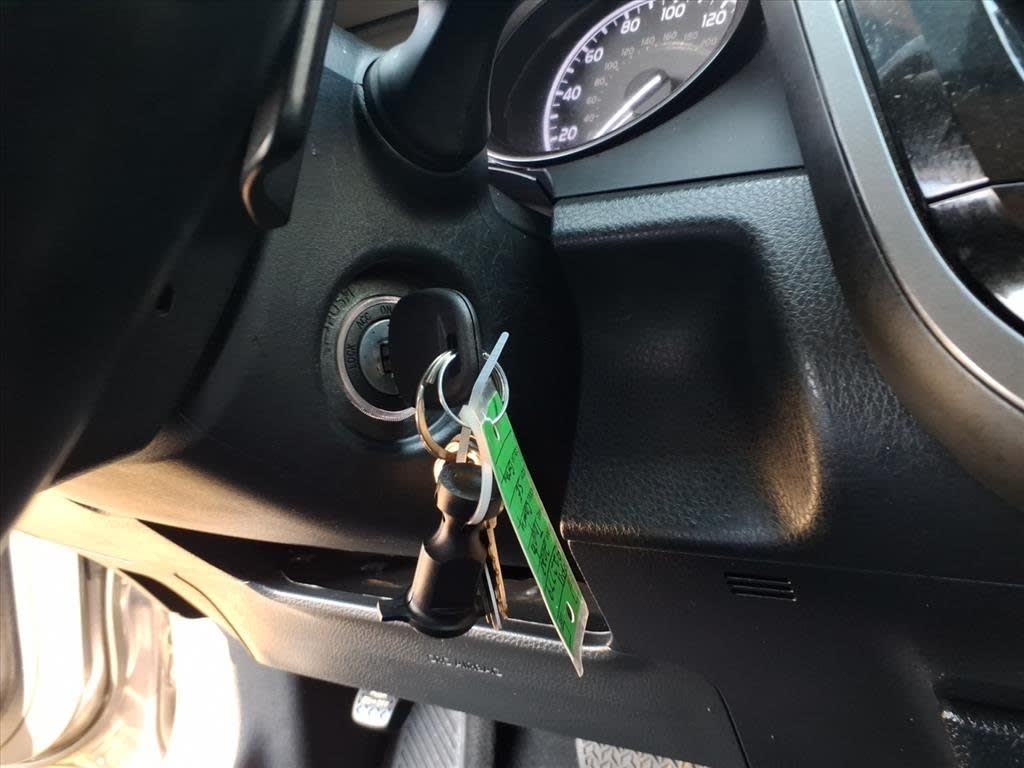 Thumbnail: 2023 Toyota Camry - 11