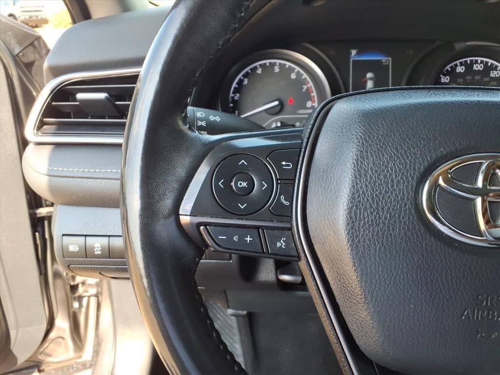 Thumbnail: 2023 Toyota Camry - 20