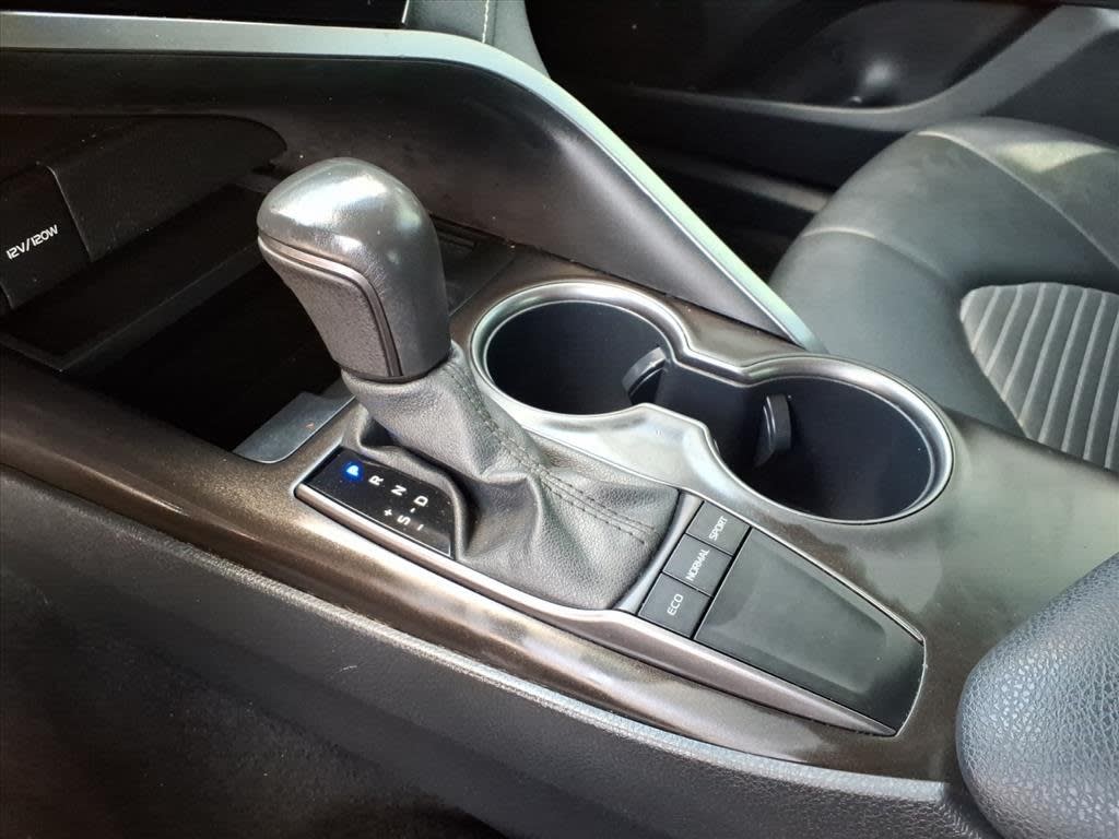 Thumbnail: 2023 Toyota Camry - 24