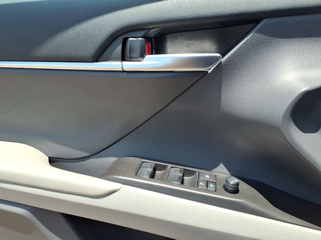 Thumbnail: 2024 Toyota Camry - 20