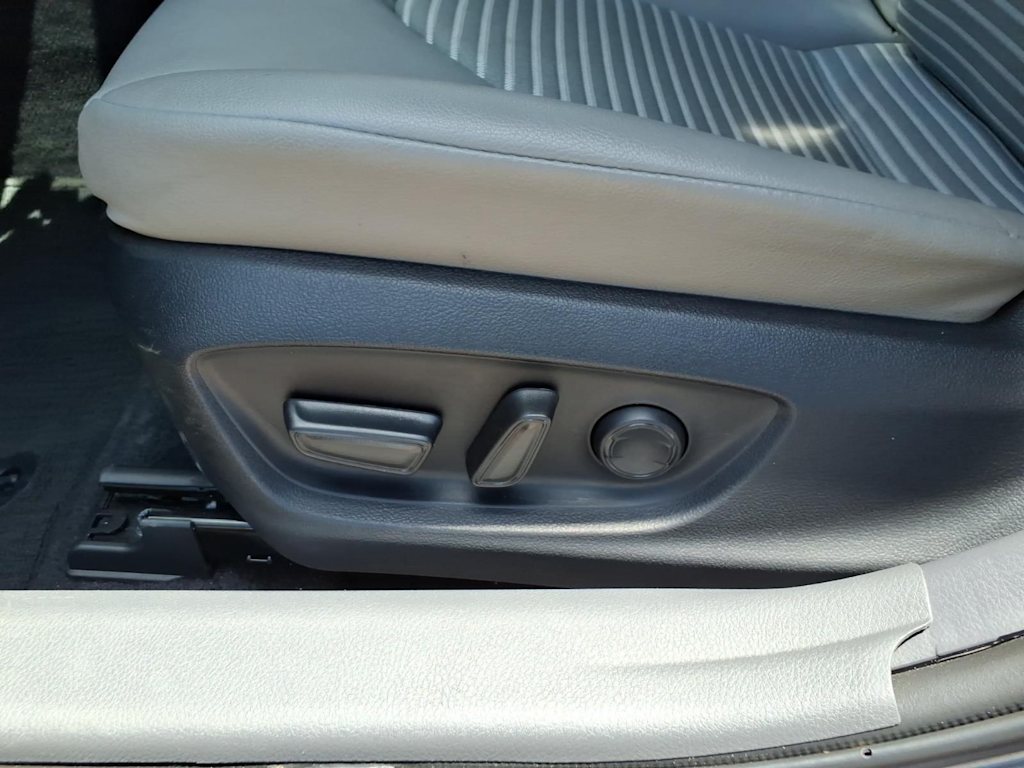 Thumbnail: 2024 Toyota Camry - 19