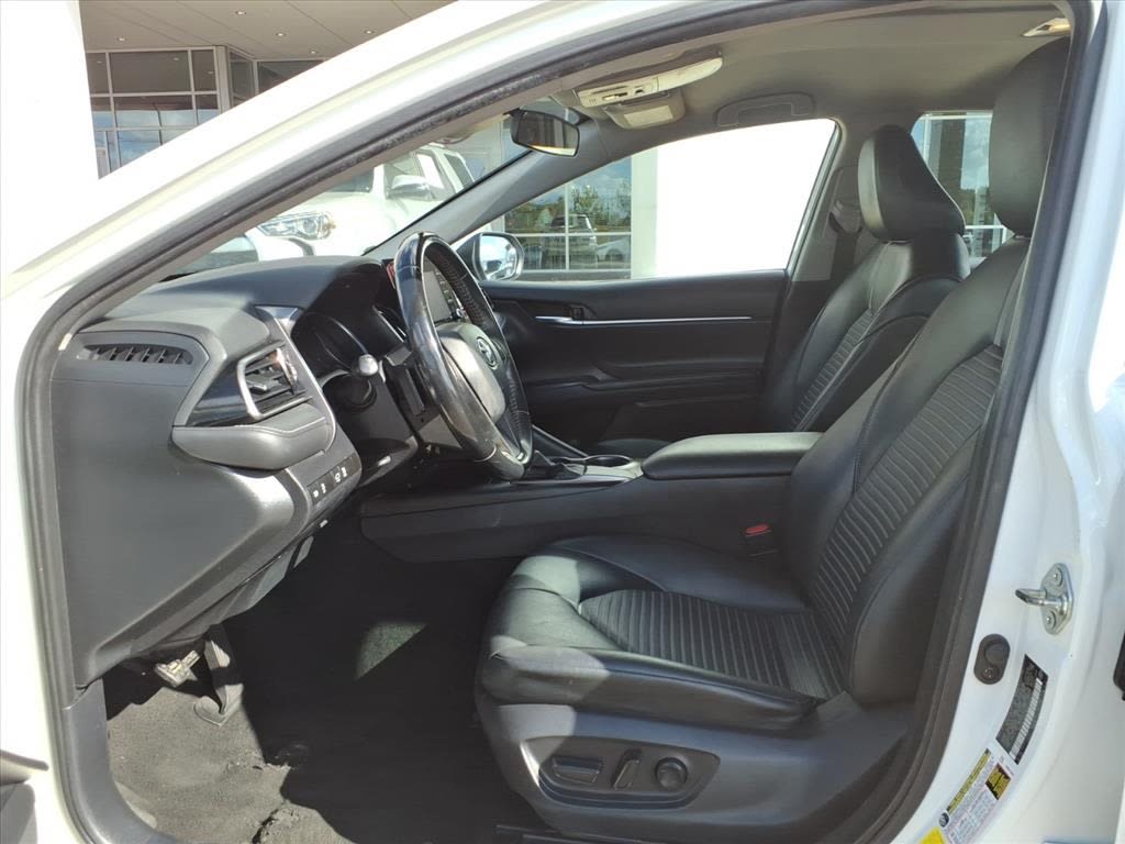 Thumbnail: 2021 Toyota Camry - 7