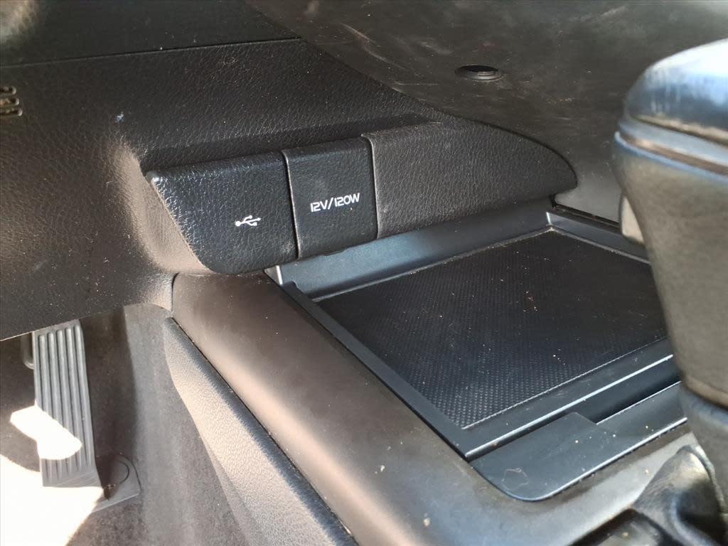 Thumbnail: 2021 Toyota Camry - 23